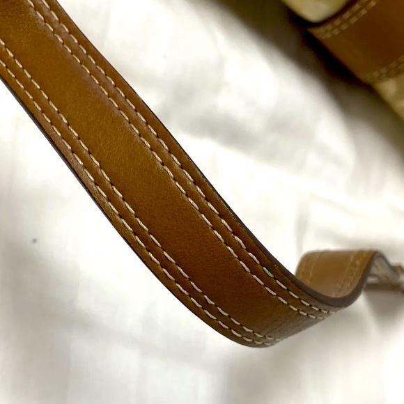 Coach 2pc Set Bag and Wallet w/ Dust bag Rare Excellent Condition no call outs - Picture 7 of 16